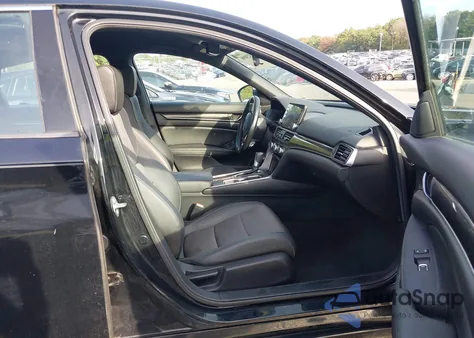 2019 Honda Accord Sport z USA, uszkodzony, nr VIN 1HGCV1F37KA142219